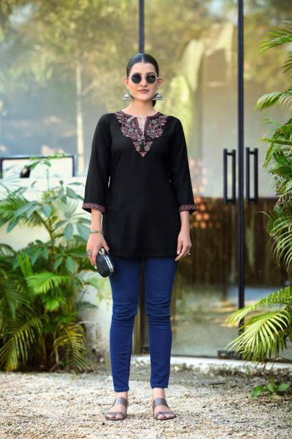 Tips & tops twinkle Best Wholesale Kurti delaer in india